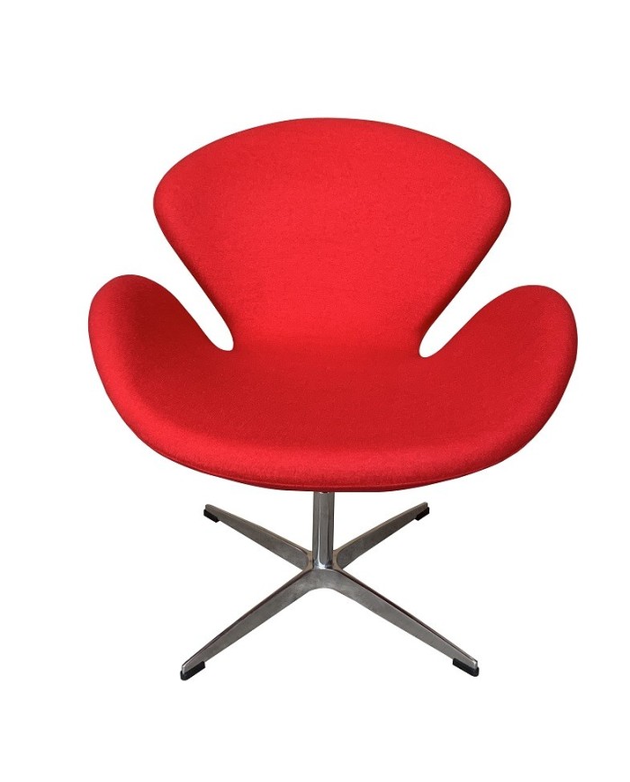 Sillón SW, tapizado en tejido cachemira rojo